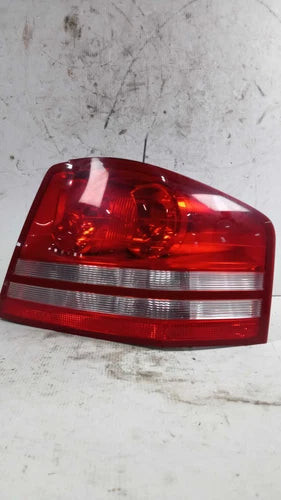 2008 Dodge Avenger Right Used OEM Right Tail Light Assembly used OEM tail light assembly