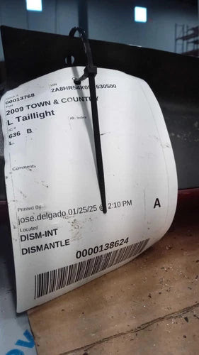 2009 Chrysler Town & Country Left Used OEM Left Tail Light Assembly used OEM tail light assembly