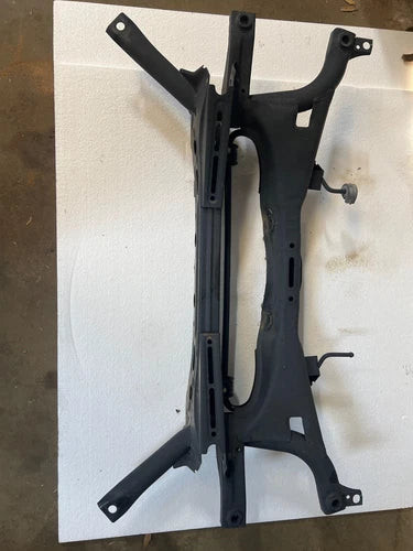 Fits 2016-2021 HONDA CIVIC 2.0L Rear Subframe Crossmember Cradle 50300TBAA01 OEM used OEM rear subframe and crossmember