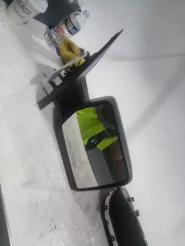 2005 Ford F-150 Pickup Manual Right Used OEM Right Door Mirror used OEM door mirror