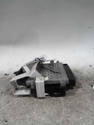 2009 Land Rover LR2 Electronic Control Mo Used OEM Engine Control Module (ecm) used OEM engine control module