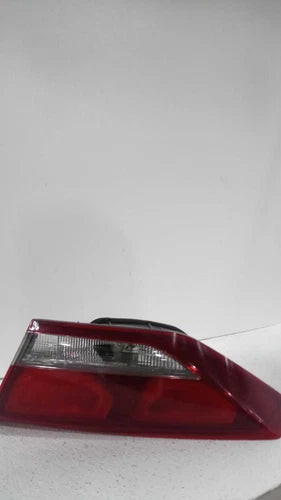 2017 Hyundai Elantra Sedan Lid Mounted Inca Used OEM Right Tail Light Assembly used OEM tail light assembly