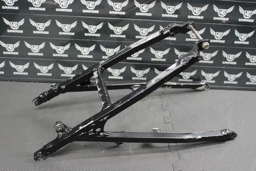 2002 SUZUKI RM125 RM25 OEM REAR BACK SUB FRAME SUBFRAME SEAT RAIL 41200-37F10 used OEM rear subframe and crossmember