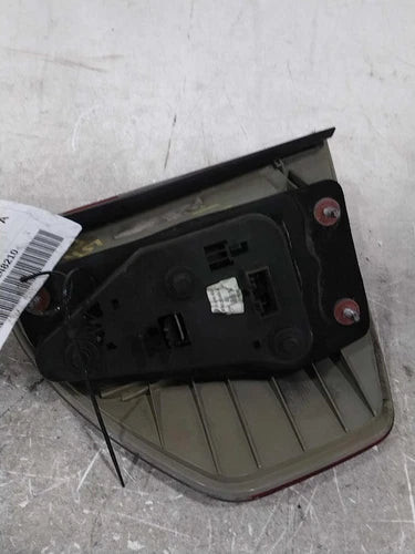 2004 BMW X3 Quarter Mounted W/O Clear T Used OEM Right Tail Light Assembly used OEM tail light assembly