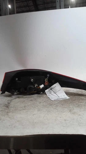 2015 Hyundai Elantra Sdn Quarter Panel Mount Used OEM Left Tail Light Assembly used OEM tail light assembly