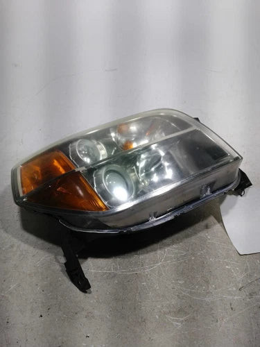 2006 Honda Pilot Right Used OEM Right Headlight Assembly used OEM headlight assembly