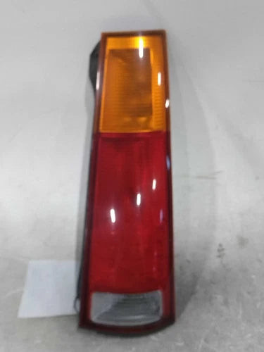 2001 Honda CR-V Right Used OEM Right Tail Light Assembly used OEM tail light assembly