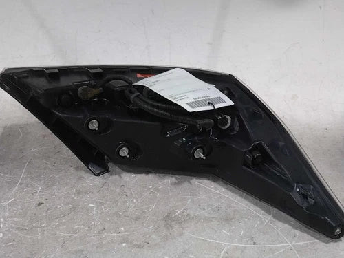 2009 Acura Tl Right Used OEM Right Tail Light Assembly used OEM tail light assembly