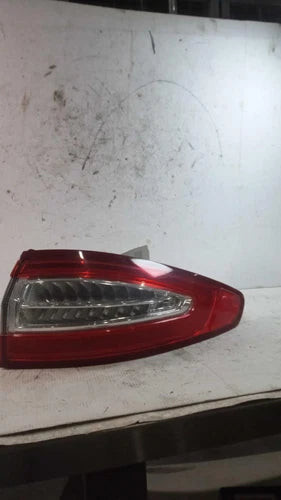 2013 Ford Fusion Quarter Panel Mounted LED Used OEM Right Tail Light Assembly used OEM tail light assembly