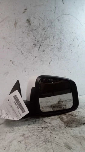 2018 Dodge Durango Power Painted W/O Memory W/O Tur Used OEM Right Door Mirror used OEM door mirror
