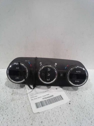 2015 Jeep Renegade Control Panel W/AC W/Automatic Used OEM A/C Selector Switch used OEM A/C climate control module
