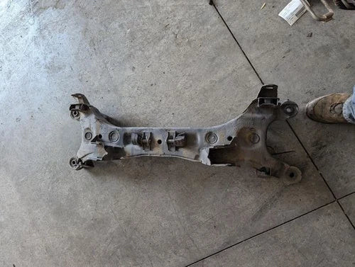 2006-2010 Hyundai Sonata 3.3 Rear Subframe Crossmember 06 07 08 09 10 used OEM rear subframe and crossmember