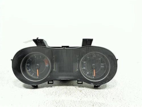2019 Jeep Cherokee Cluster MPH 140 MPH 3.2L 7.0`` S Used OEM Speedometer Gauge used OEM instrument cluster