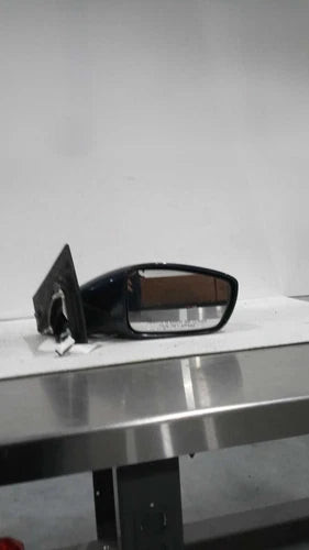 2013 Hyundai Sonata Power VIN C 8TH Digit Canada Ma Used OEM Right Door Mirror used OEM door mirror