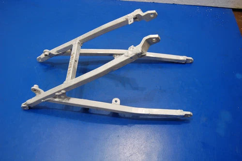 2001 01-07 RM125 RM250 OEM SEAT RAILING REAR SUPPORT CHASSIS SUBFRAME 41200-37F0 used OEM rear subframe and crossmember
