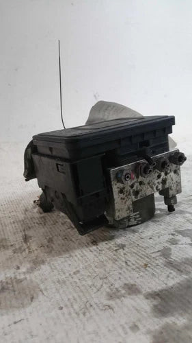 2015 Ford Fusion ABS Pump Motor Blue Used OEM ABS Pumps & Modules used OEM ABS pump and module assembly