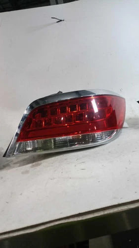 2013 Buick Lacrosse Right Used OEM Right Tail Light Assembly used OEM tail light assembly