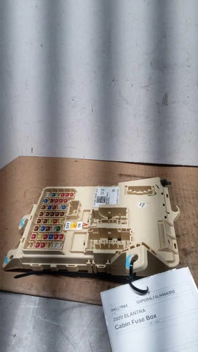 2020 Hyundai Elantra Used OEM Fuse Box Cabin used OEM interior fuse box