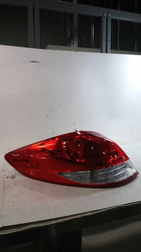 2017 Hyundai Veloster without LED Accent Lef Used OEM Left Tail Light Assembly used OEM tail light assembly