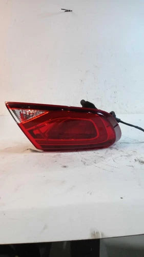 2015 Chrysler 200 Sdn Lid Mounted Left Used OEM Left Tail Light Assembly used OEM tail light assembly