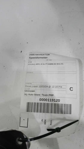 2005 Lincoln Navigator Cluster MPH Id 5L7T-10849-AC Used OEM Speedometer Gauge used OEM instrument cluster