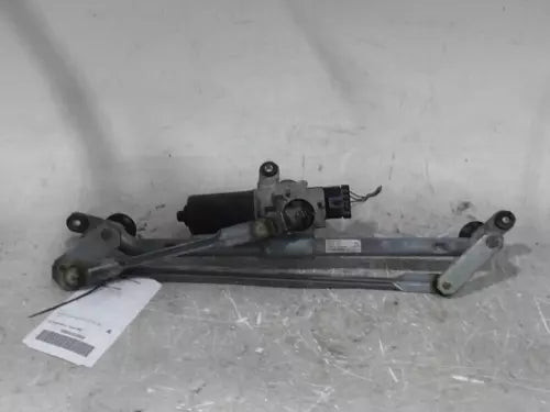 2007 Saturn Aura New Style Emblem in Bumper Co Used OEM Windshield Wiper Motor used OEM wiper motor