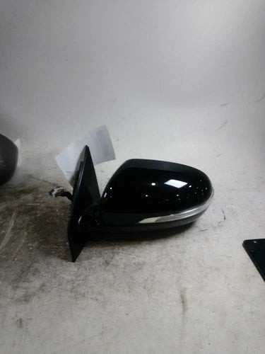 2019 Kia Sorento Power Turn Signal Power Folding Bli Used OEM Left Door Mirror used OEM door mirror