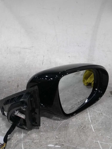 2018 Kia Sorento Power Turn Signal Manual Folding R Used OEM Right Door Mirror used OEM door mirror