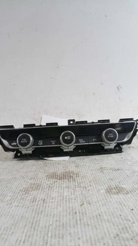 2018 Honda Accord A/C Selector Switch Black Used OEM A/C Climate Control Modules used OEM A/C climate control module
