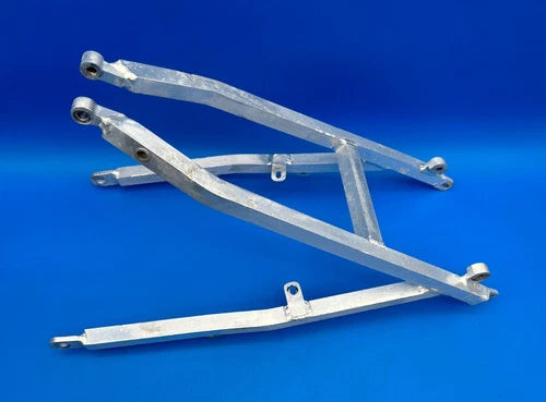 2000 2001 CR250R CR125R OEM SUBFRAME SEAT RAILING FRAME CHASSIS RAILING REAR used OEM rear subframe and crossmember