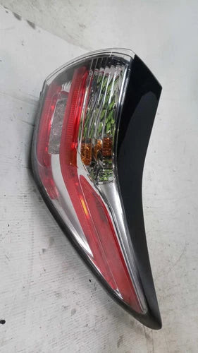 2016 Nissan Murano Quarter Panel Mounted Ri Used OEM Right Tail Light Assembly used OEM tail light assembly