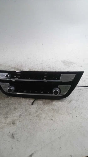 2021 BMW X3 Automatic AC Front W/O Cooled Sea Used OEM A/C Selector Switch used OEM A/C climate control module