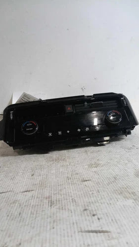 2022 Nissan Rogue Front Id 27500-6RK1B Used OEM A/C Selector Switch used OEM A/C climate control module
