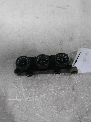 2004 Suzuki Vitara Grand 2.5L Automatic Temperatu Used OEM A/C Selector Switch used OEM A/C climate control module