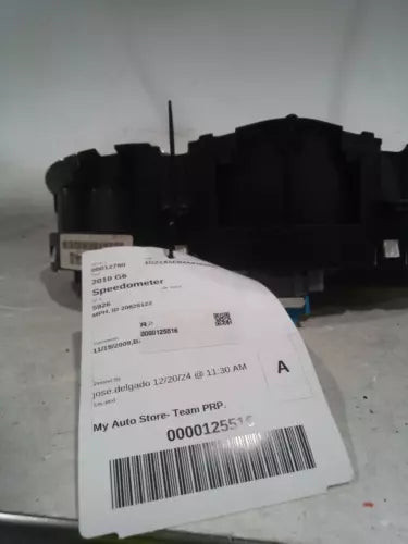 2010 Pontiac G6 MPH Id 20826122 Used OEM Speedometer Gauge used OEM instrument cluster