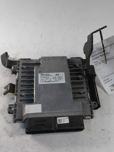 2018 Hyundai Santa Fe Electronic Control Used OEM Engine Control Module (ecm) used OEM engine control module