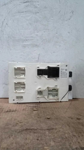 2016 Mercedes-Benz Metris 156 Type GLA250 Used OEM Engine Control Module (ecm) used OEM engine control module