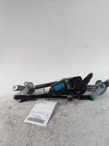 2014 Hyundai Accent Used OEM Windshield Wiper Motor used OEM wiper motor