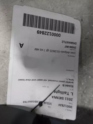 2011 Toyota Sienna Quarter Panel Mount Used OEM Left Upper Tail Light Assembly used OEM tail light assembly