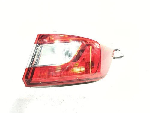 2019 Chevrolet Cruze W/LED Tail Lamps Sedan Used OEM Right Tail Light Assembly used OEM tail light assembly