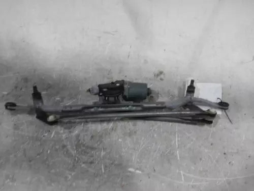 2020 Nissan Murano Used OEM Windshield Wiper Motor used OEM wiper motor