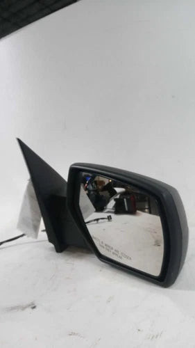 2017 GMC Sierra 1500 Pickup Power W/O Turn Signals Used OEM Right Door Mirror used OEM door mirror