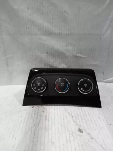 2013 Chrysler 200 Manual Temperature Control Rear Used OEM A/C Selector Switch used OEM A/C climate control module