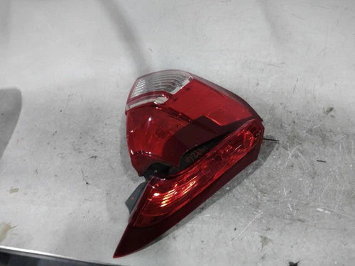 2015 Honda CR-V Upper Left Upper Used OEM Left Upper Tail Light Assembly used OEM tail light assembly