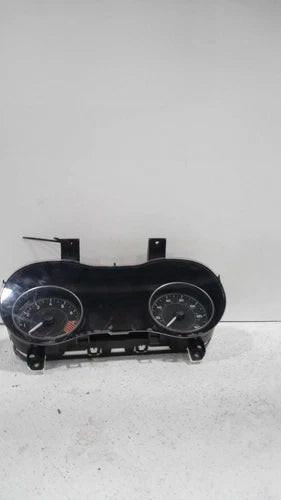 2014 Jeep Cherokee Cluster MPH 140 MPH 3.2L 3.5`` D Used OEM Speedometer Gauge used OEM instrument cluster