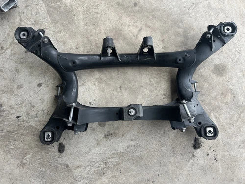 (ONLY LOCAL) BMW F30 328i 12-18 Rear Axle Carrier Subframe K Frame OEM used OEM rear subframe and crossmember