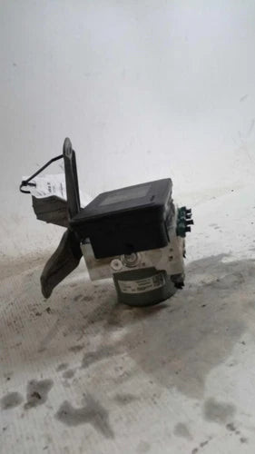 2018 Cadillac Cts ABS Hydraulic Black Used OEM ABS Pumps & Modules used OEM ABS pump and module assembly