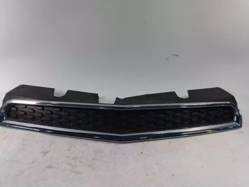 2013 Chevrolet Equinox Ls Upper Upper Used OEM Upper Grille used OEM grille