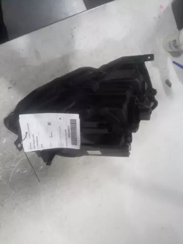 2007 Mitsubishi Endeavor Left Used OEM Left Headlight Assembly used OEM headlight assembly