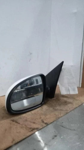 2018 Kia Sportage Power W/O Turn Signal W/O Heated L Used OEM Left Door Mirror used OEM door mirror